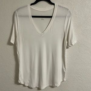 Basic white v neck